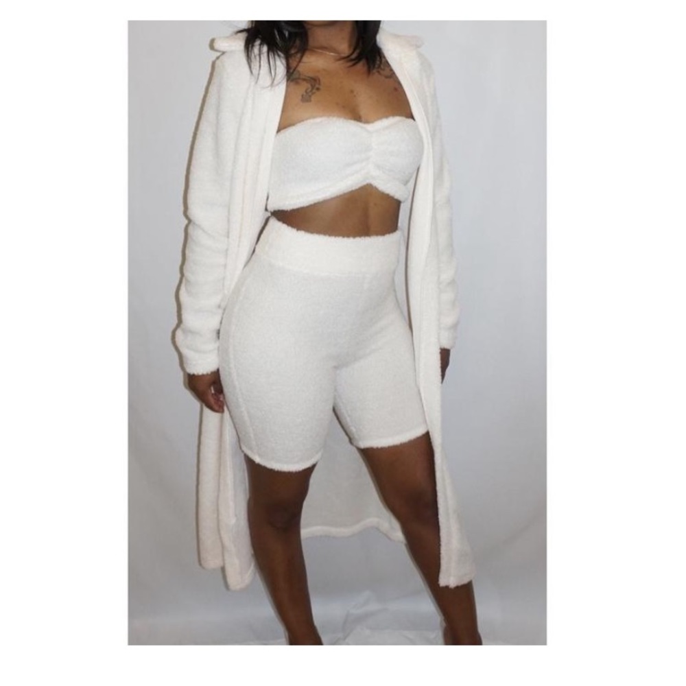 3 piece fluffy set